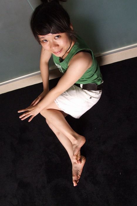 [cherryasianfeet高跟丝足性感丝袜足模]ID0050 16-11-2006 - Yoyo